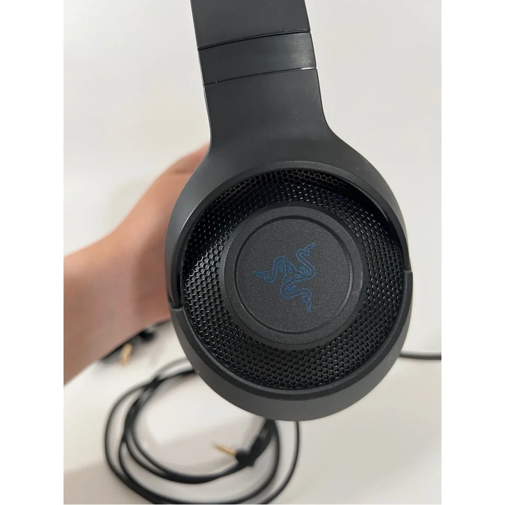 Razer Kraken X Ultralight Gaming Headset: 7.1 Surround Sound Black/Blue w/ Mic